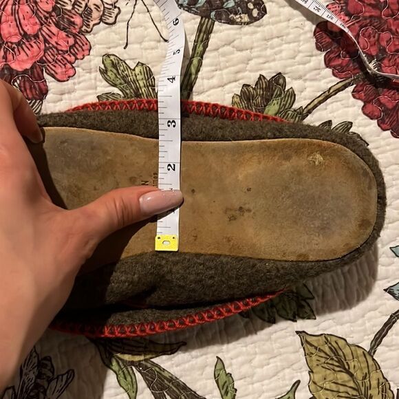 Acorn Slippers   - Picture 10 of 10